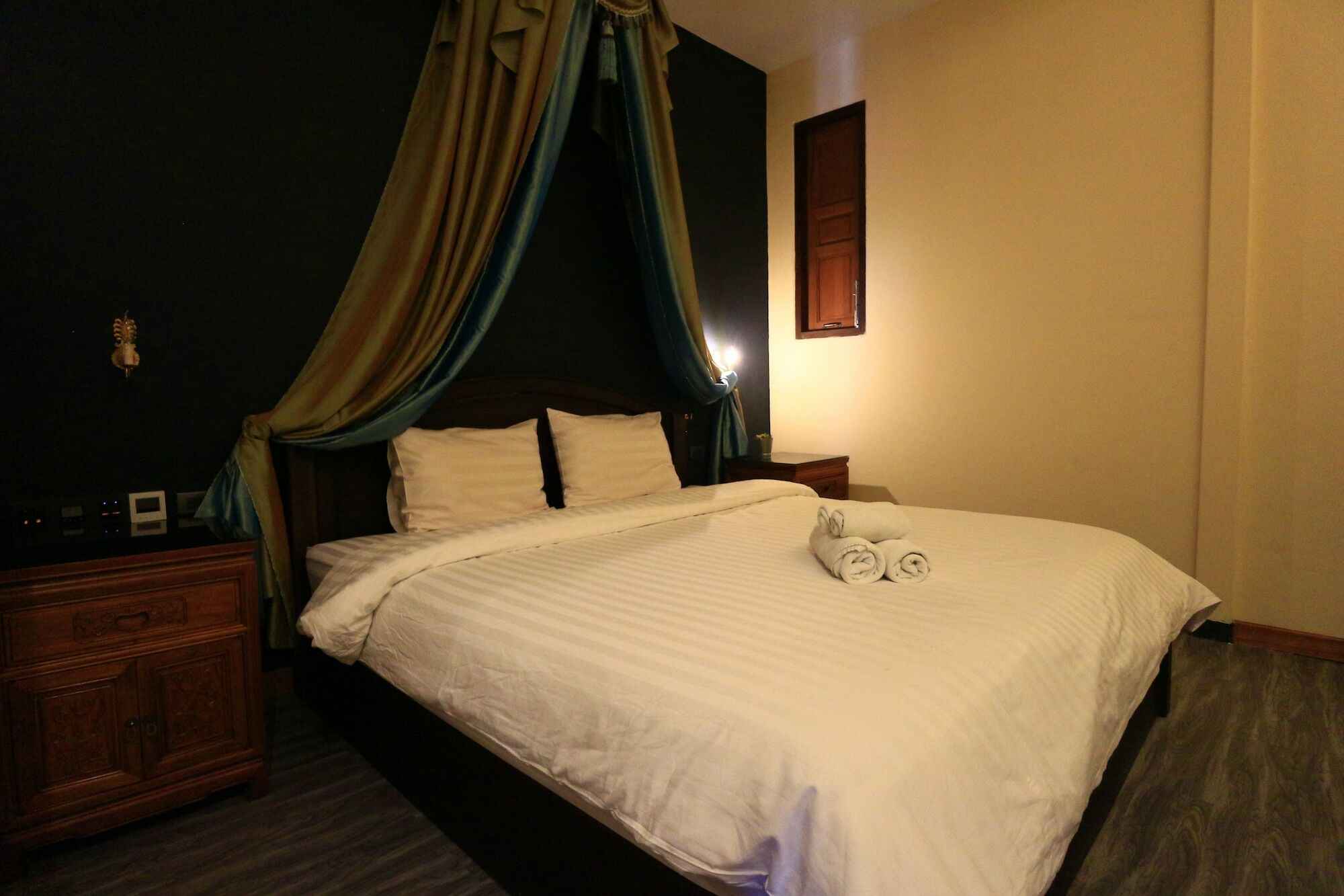Yadana Chiangmai Hotell Chiang Mai Eksteriør bilde